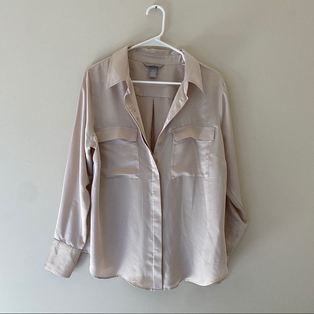H&M satin blouse nwot size large